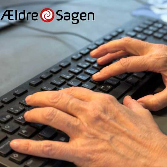 Hænder på tastatur